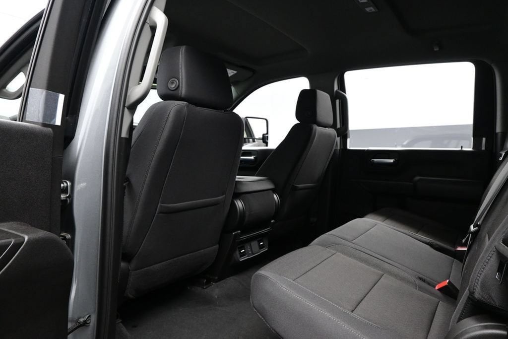 2026 Chevrolet Silverado 2500 HD Custom - Photo 16
