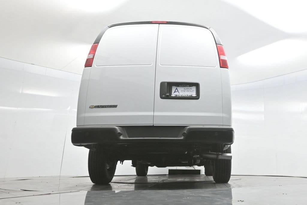 2026 Chevrolet Express Cargo Work Van - Photo 66