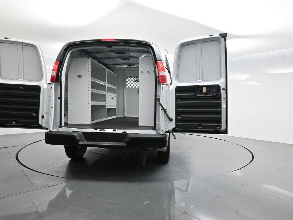 2026 Chevrolet Express Cargo Work Van - Photo 49