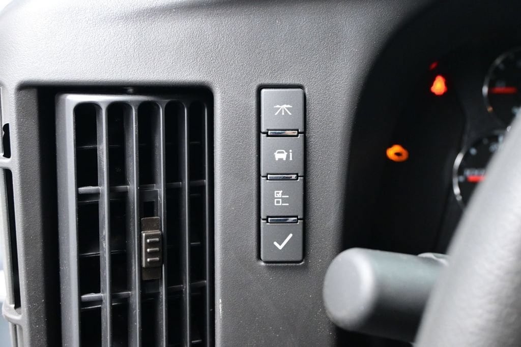 2026 Chevrolet Express Cargo Work Van - Photo 17