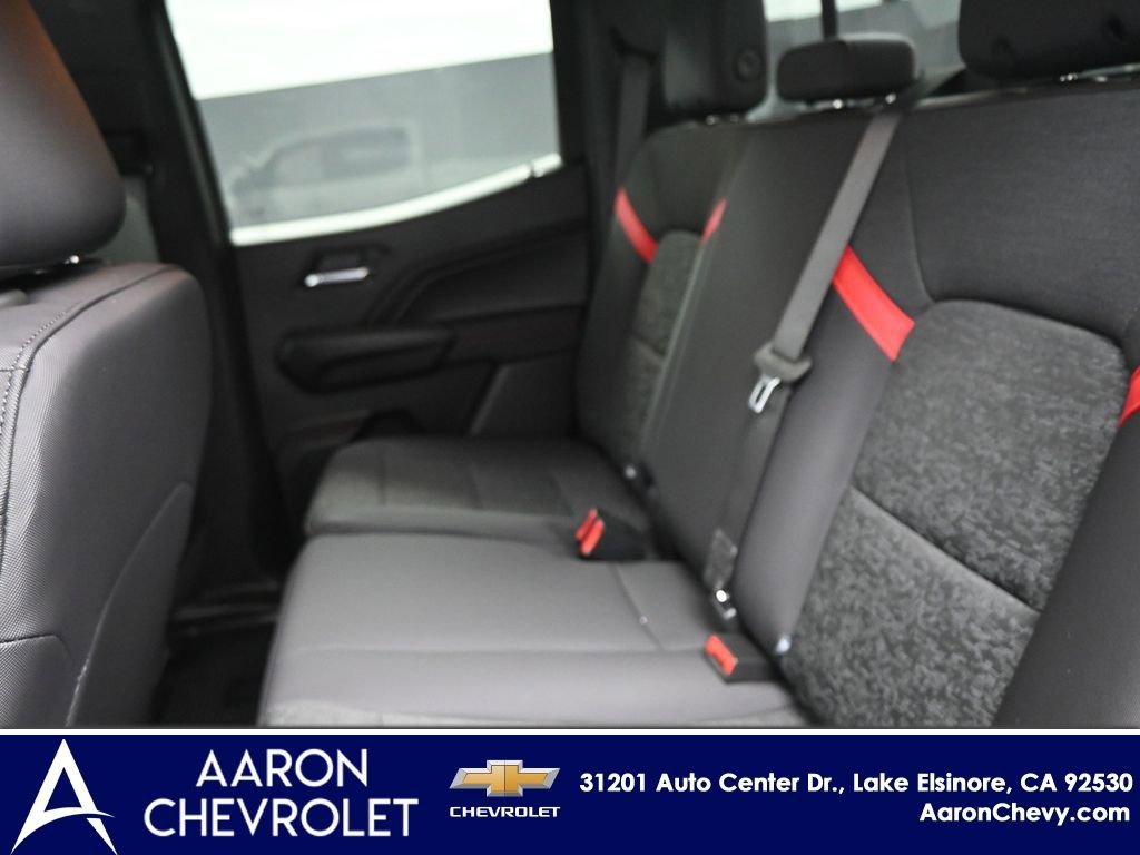 2025 Chevrolet Colorado Z71 - Photo 17