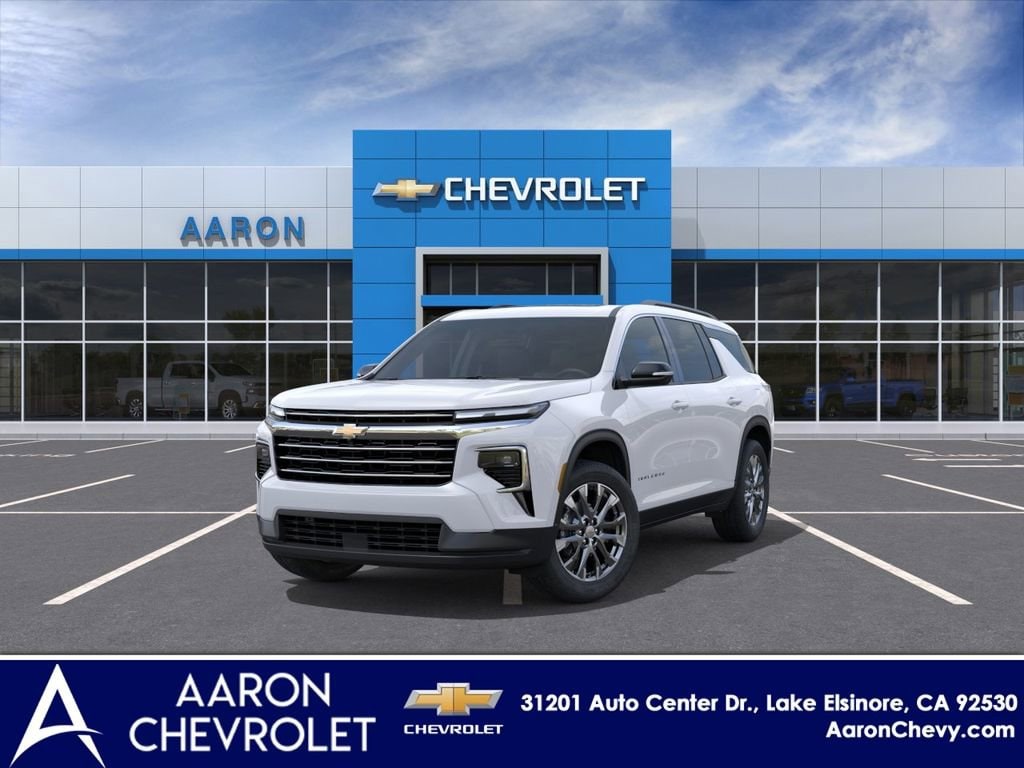 2026 Chevrolet Traverse FWD LT's photo
