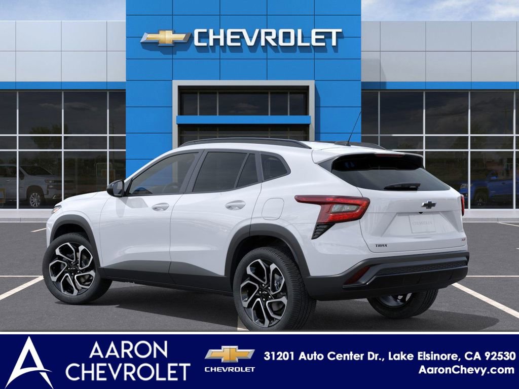 2026 Chevrolet Trax photo 2