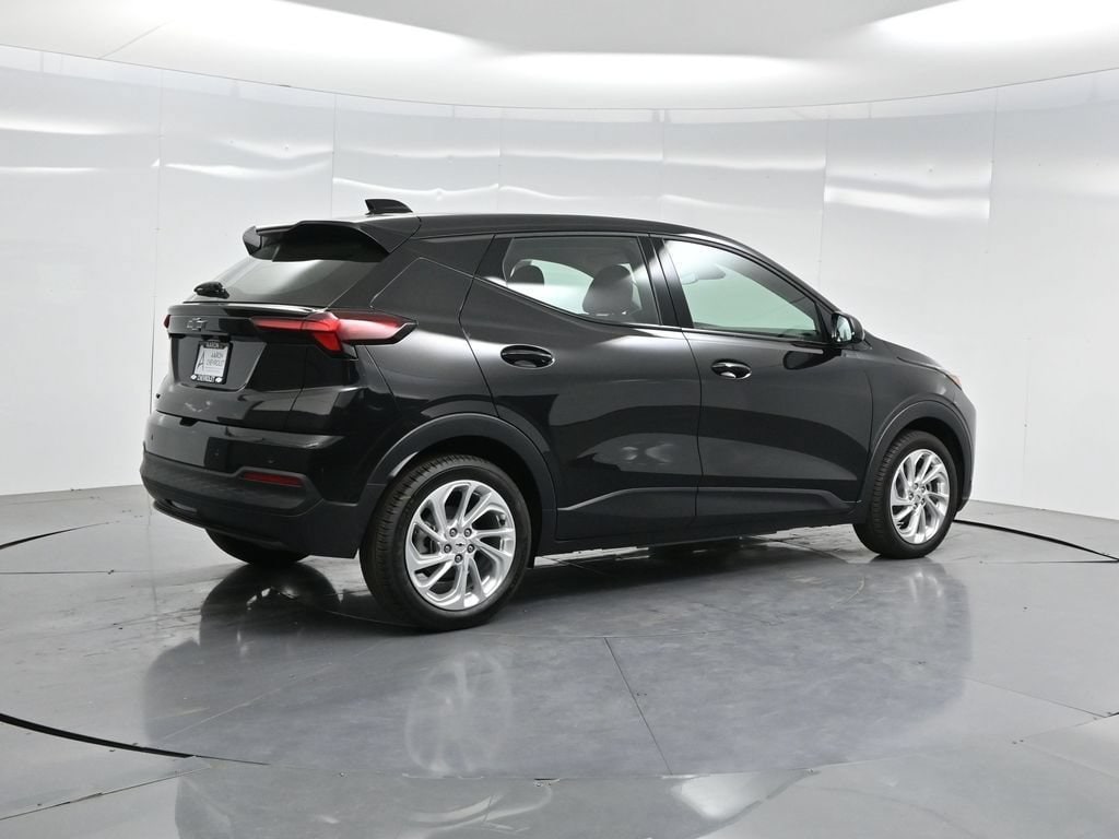 2027 Chevrolet Bolt LT - Photo 47