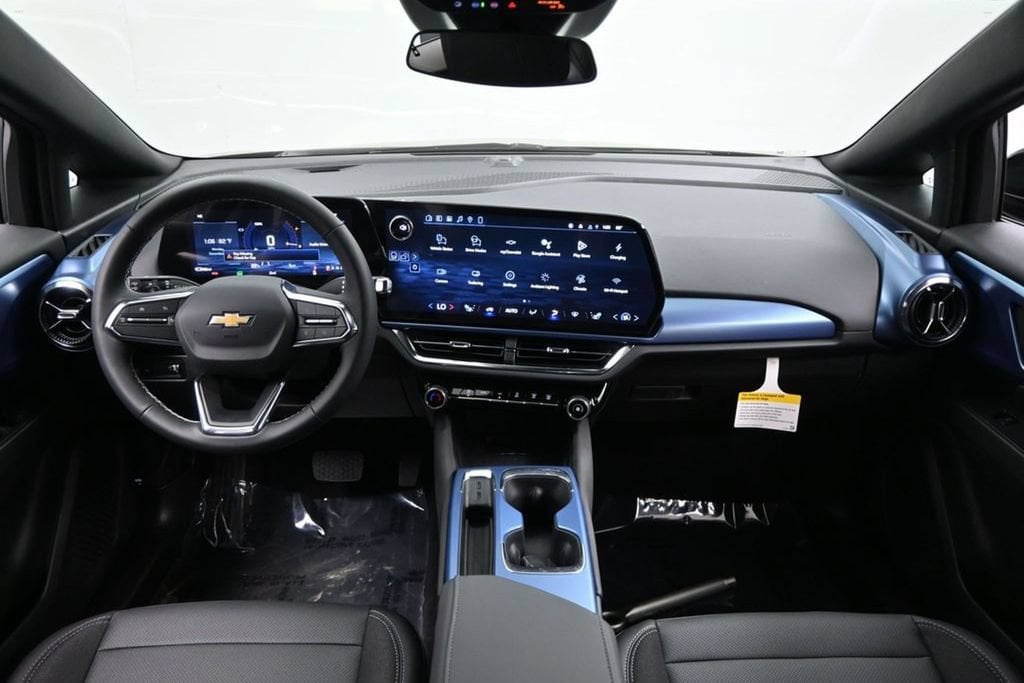 2026 Chevrolet Equinox EV 2LT - Photo 16