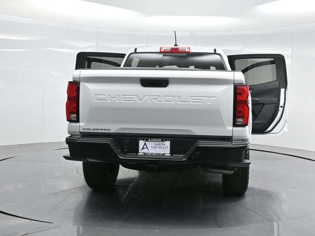 2025 Chevrolet Colorado Z71 - Photo 37