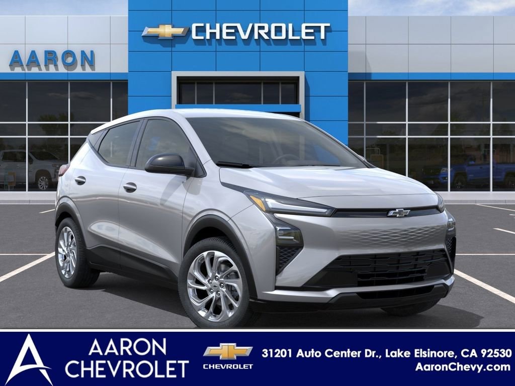 2027 Chevrolet Bolt LT - Photo 8