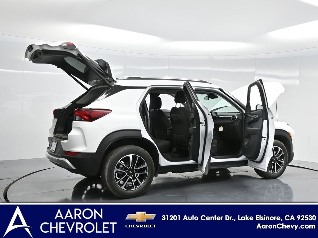 New 2025 Chevrolet Trailblazer LT SUV