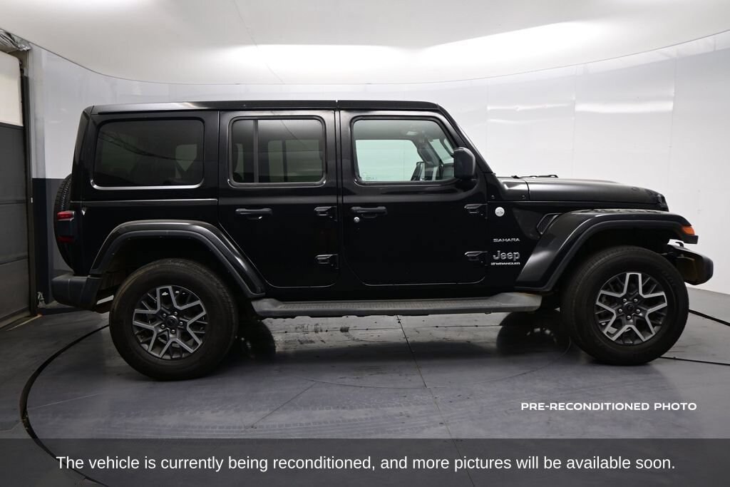 Used 2024 Jeep Wrangler Sahara SUV