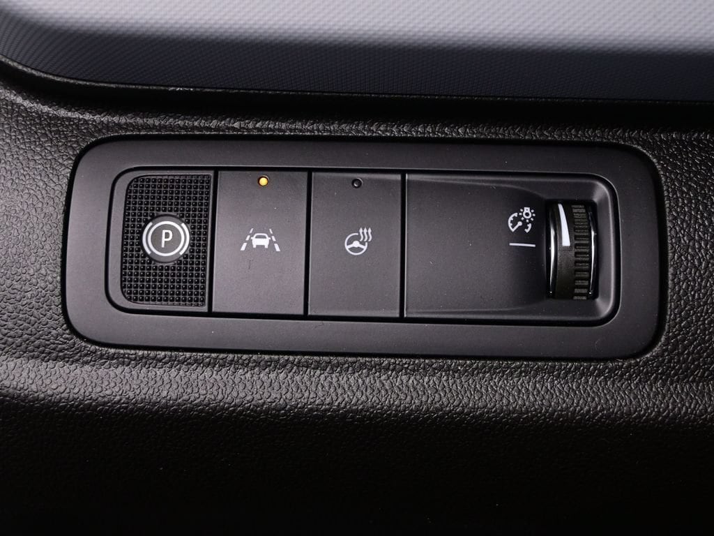2027 Chevrolet Bolt LT - Photo 22