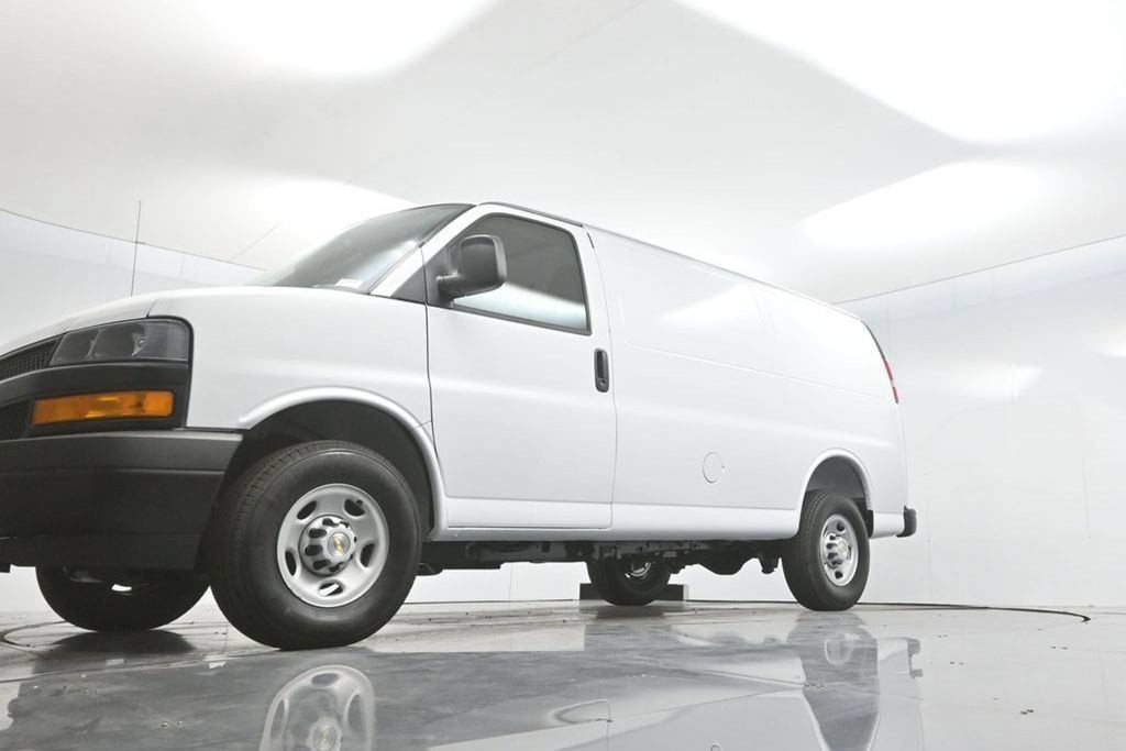 2026 Chevrolet Express Cargo Work Van - Photo 61