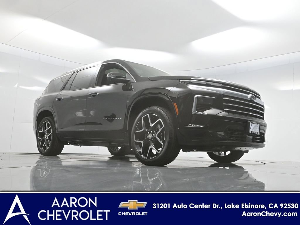 2026 Chevrolet Traverse High Country photo 2