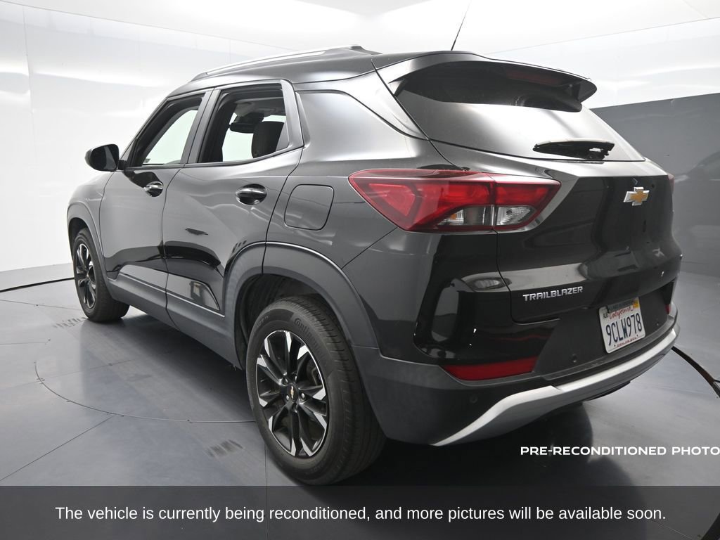 2022 Chevrolet Trailblazer LT photo 3