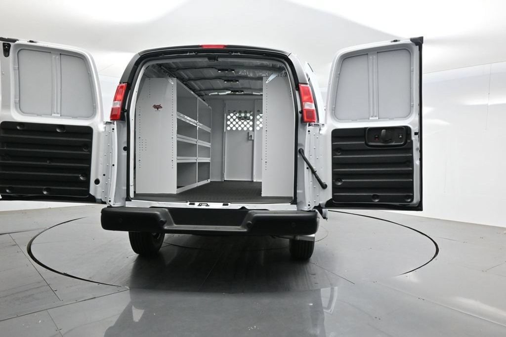 2026 Chevrolet Express Cargo Work Van - Photo 48