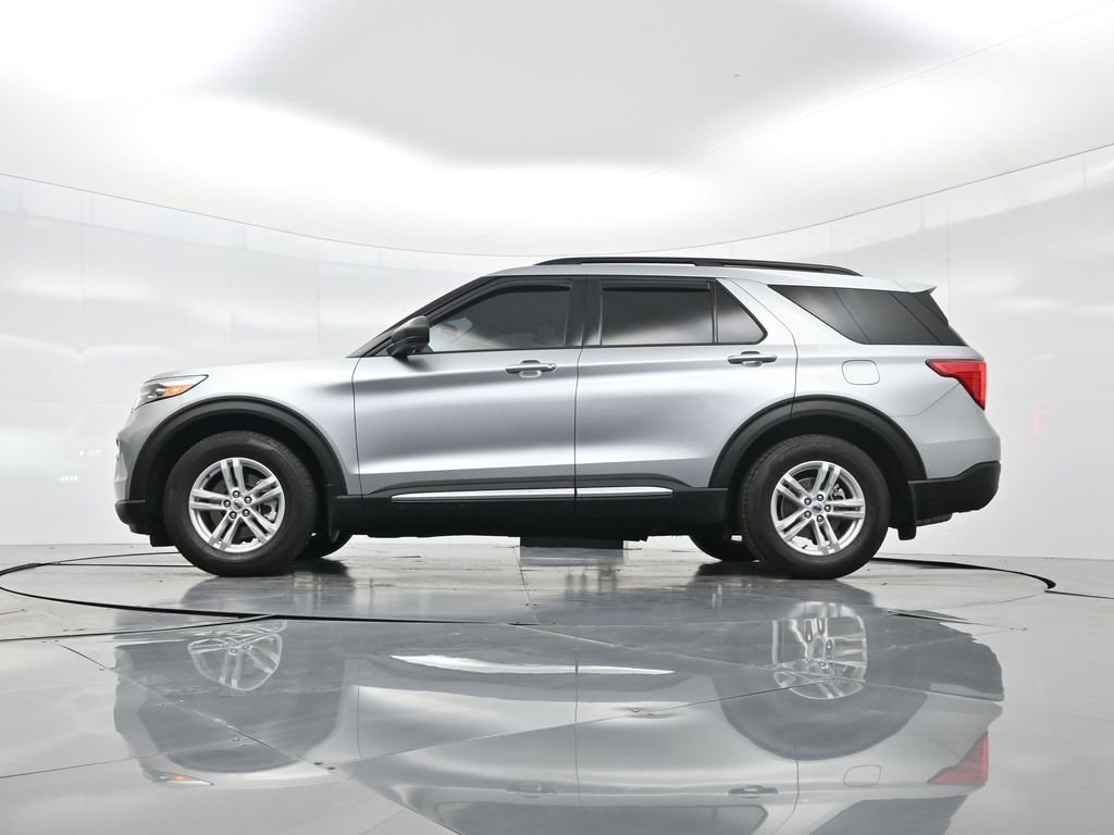 2024 Ford Explorer XLT photo 6
