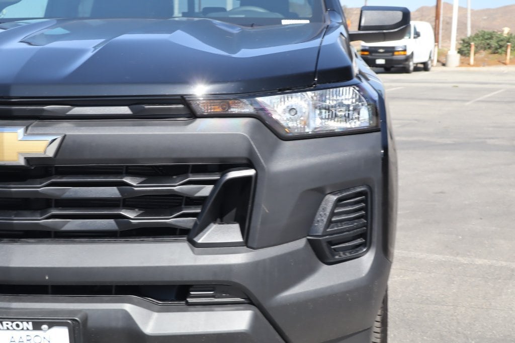 2026 Chevrolet Colorado Work Truck - Photo 10