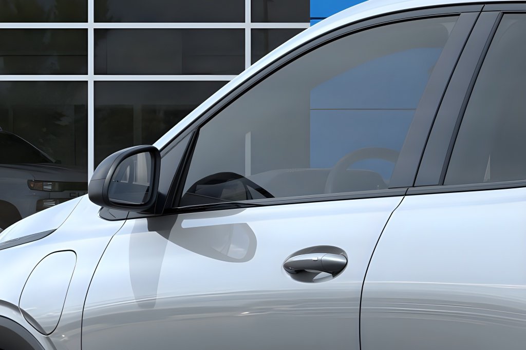 2027 Chevrolet Bolt LT - Photo 14