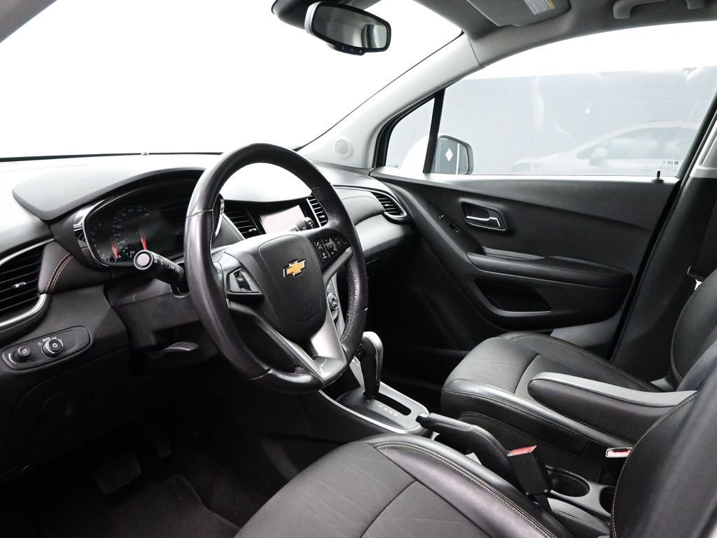 2022 Chevrolet Trax LT photo 5