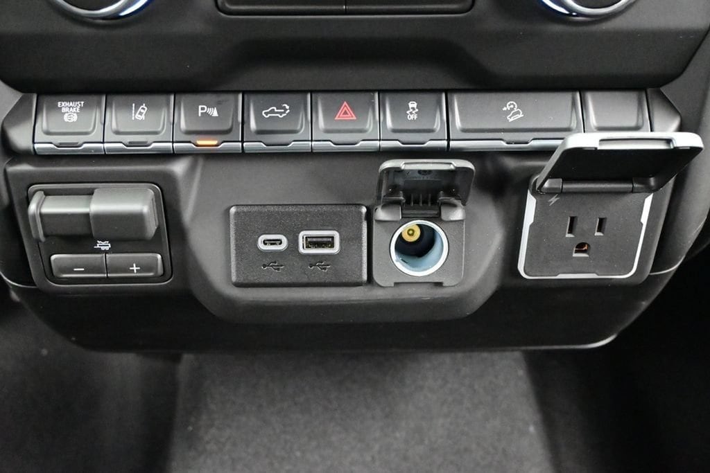 2026 Chevrolet Silverado 2500 HD Custom - Photo 28