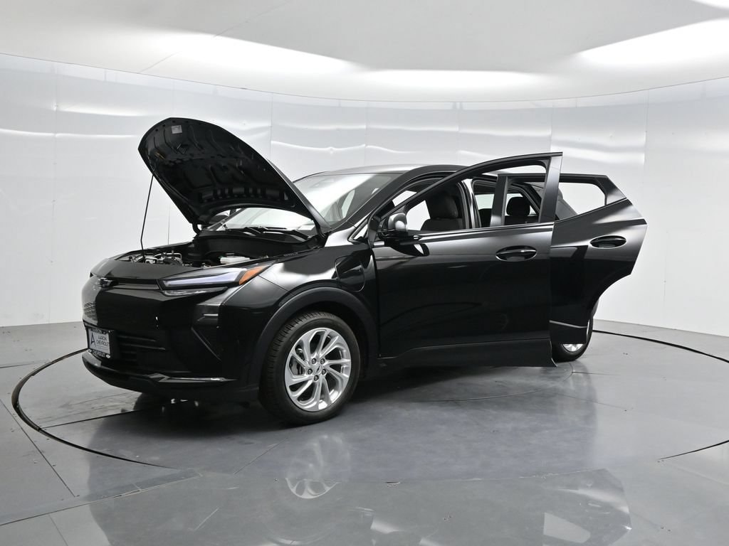 2027 Chevrolet Bolt LT - Photo 50