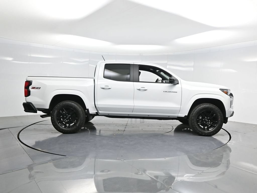 2025 Chevrolet Colorado Z71 - Photo 28