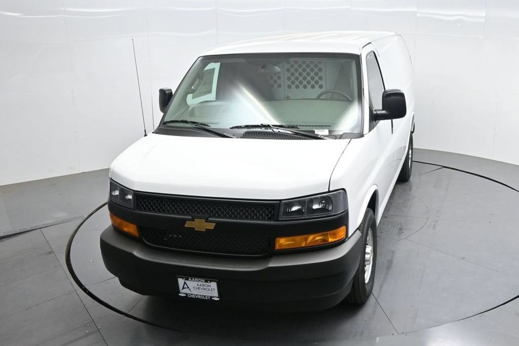 2026 Chevrolet Express Cargo Work Van - Photo 52