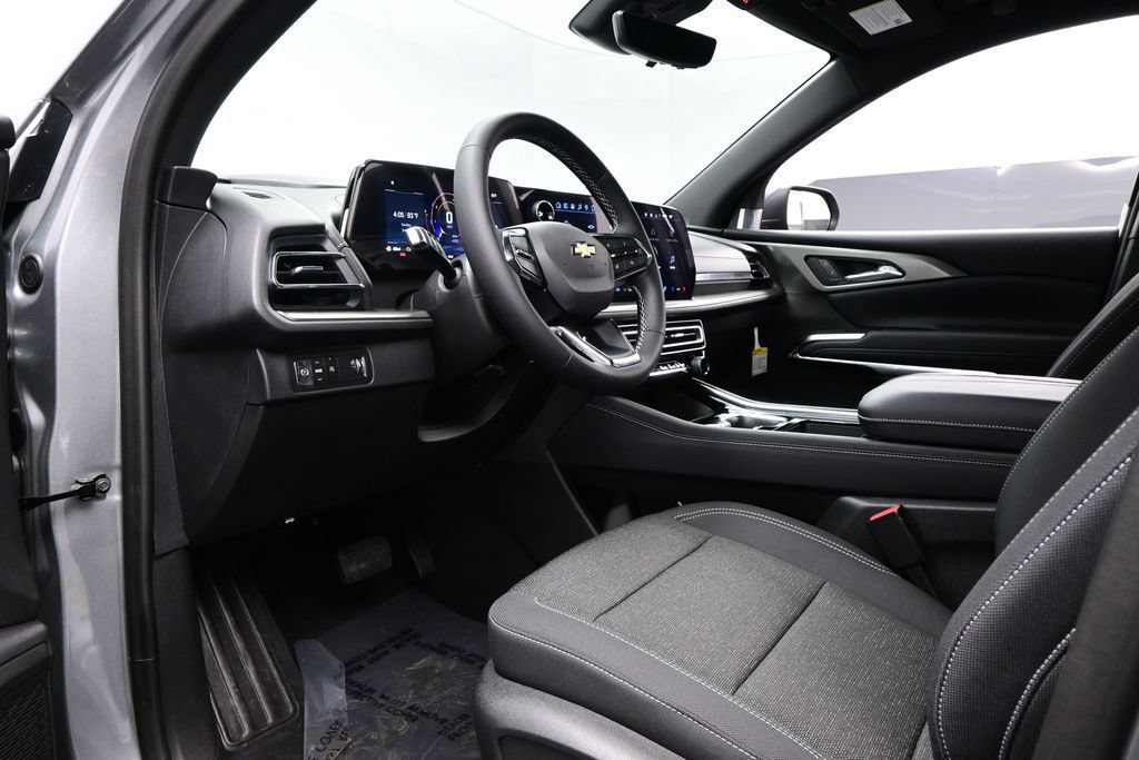 2026 Chevrolet Traverse LT - Photo 7