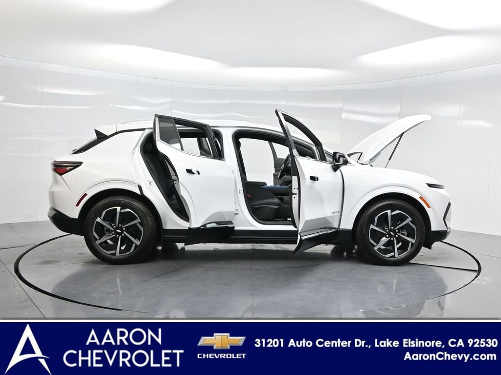 Used 2025 Chevrolet Equinox EV LT SUV