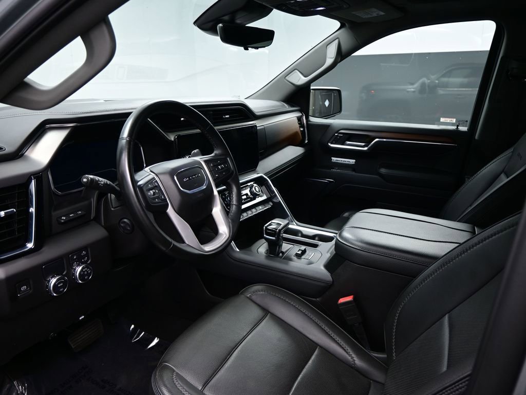 2024 GMC Sierra 1500 Denali photo 3