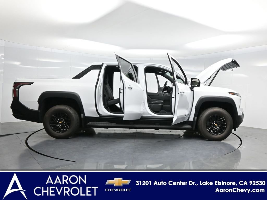 2026 Chevrolet Silverado EV LT w/2LT photo 2