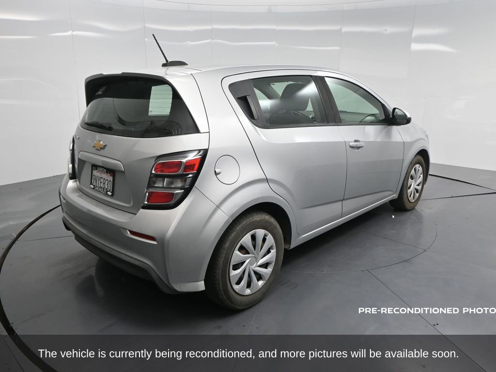 2020 Chevrolet Sonic LT photo 2