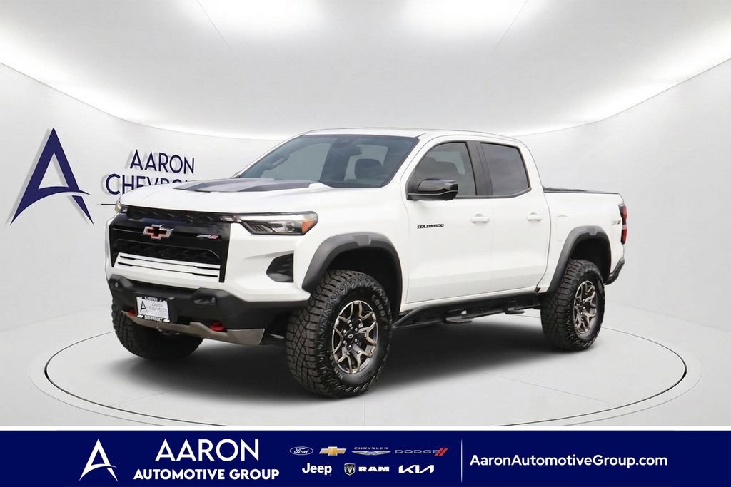 2024 Chevrolet Colorado ZR2 — photo 1 of 24