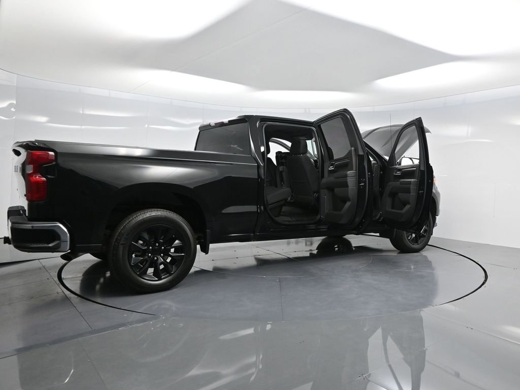 2023 Chevrolet Silverado 1500 photo 4