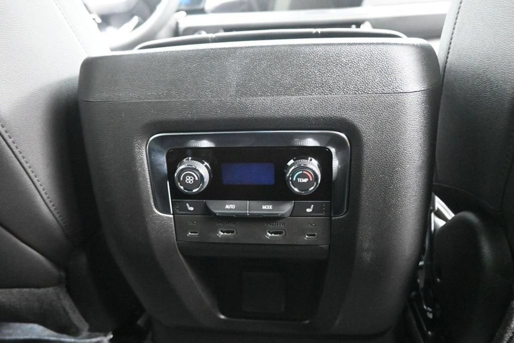 2025 Chevrolet Tahoe Premier - Photo 22