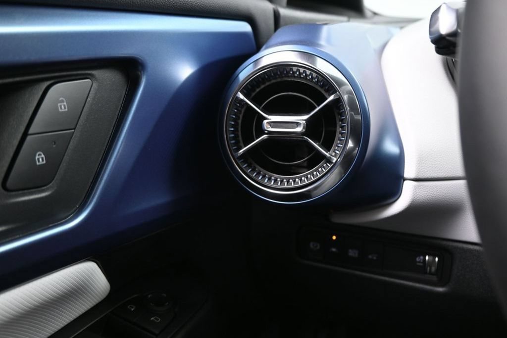 2026 Chevrolet Equinox EV 2LT - Photo 13