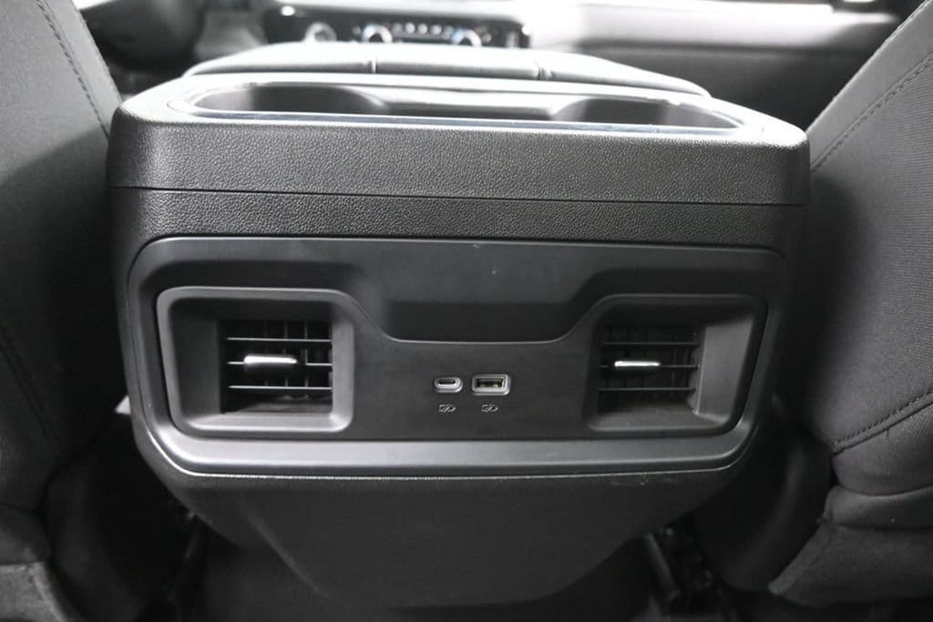 2024 Chevrolet Silverado 1500 LT - Photo 23