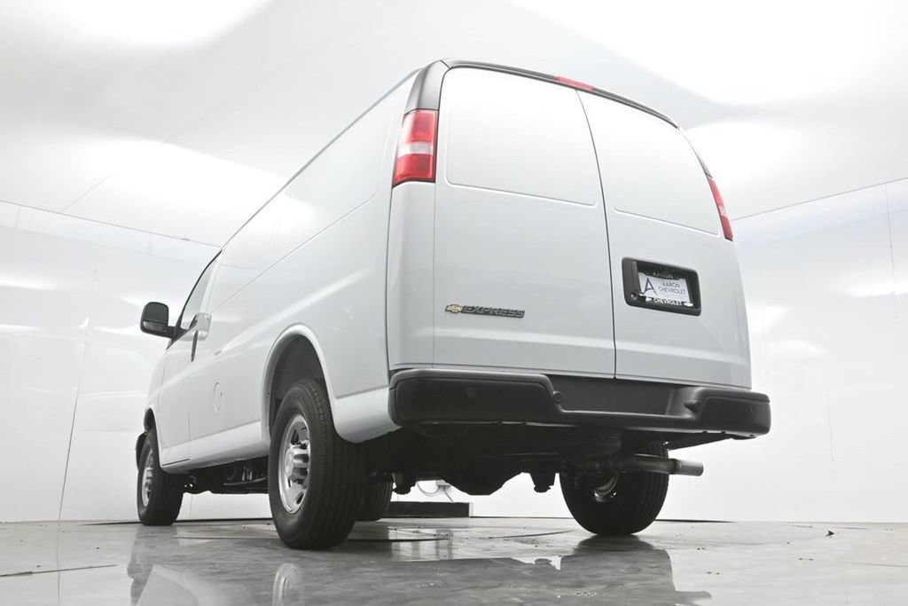 2026 Chevrolet Express Cargo Work Van - Photo 60