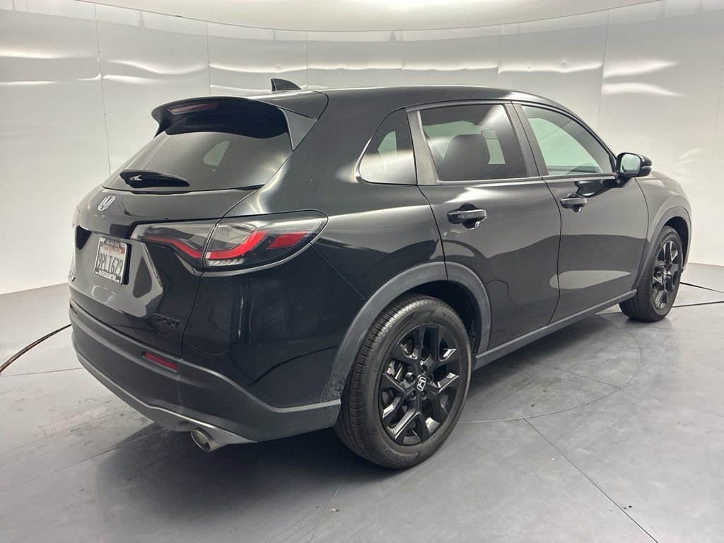 2025 Honda HR-V Sport photo 3