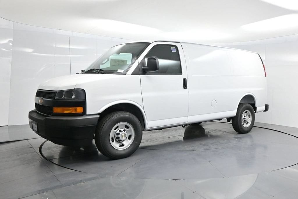 2026 Chevrolet Express Cargo Work Van - Photo 64