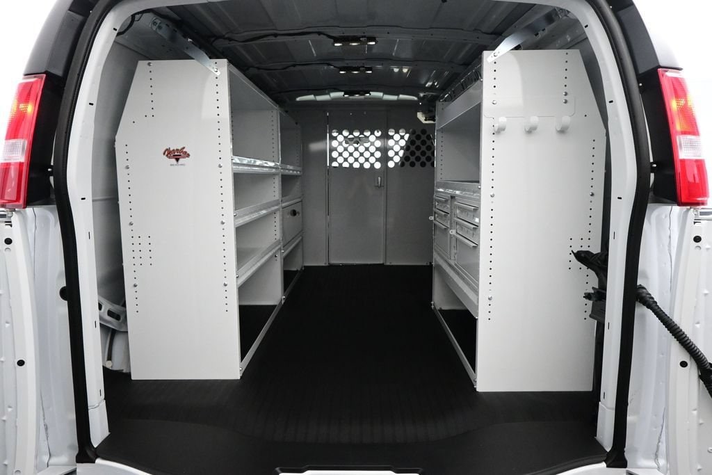 2026 Chevrolet Express Cargo Work Van - Photo 27