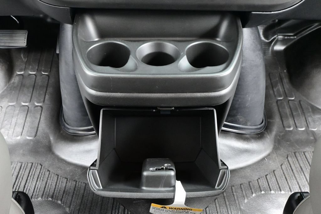 2026 Chevrolet Express Cargo Work Van - Photo 26