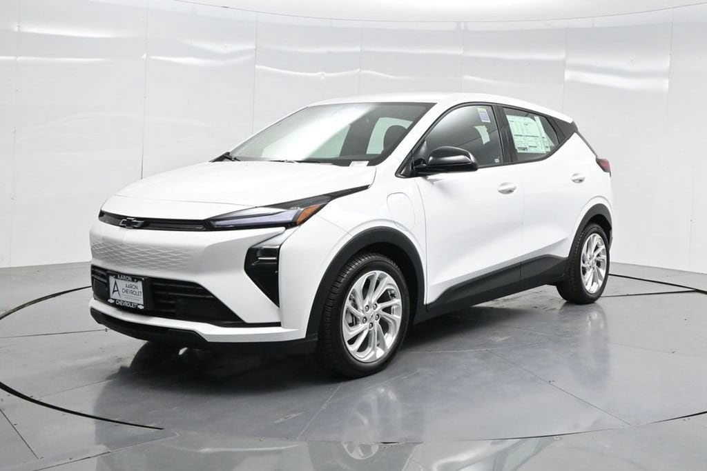 2027 Chevrolet Bolt LT - Photo 75
