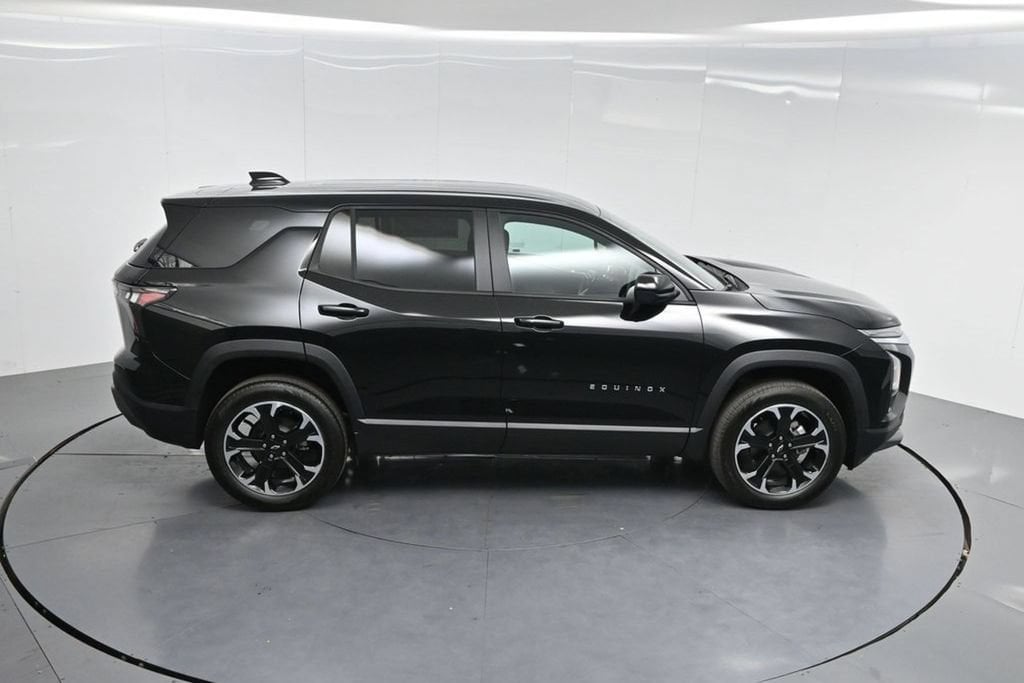 2026 Chevrolet Equinox LT - Photo 69