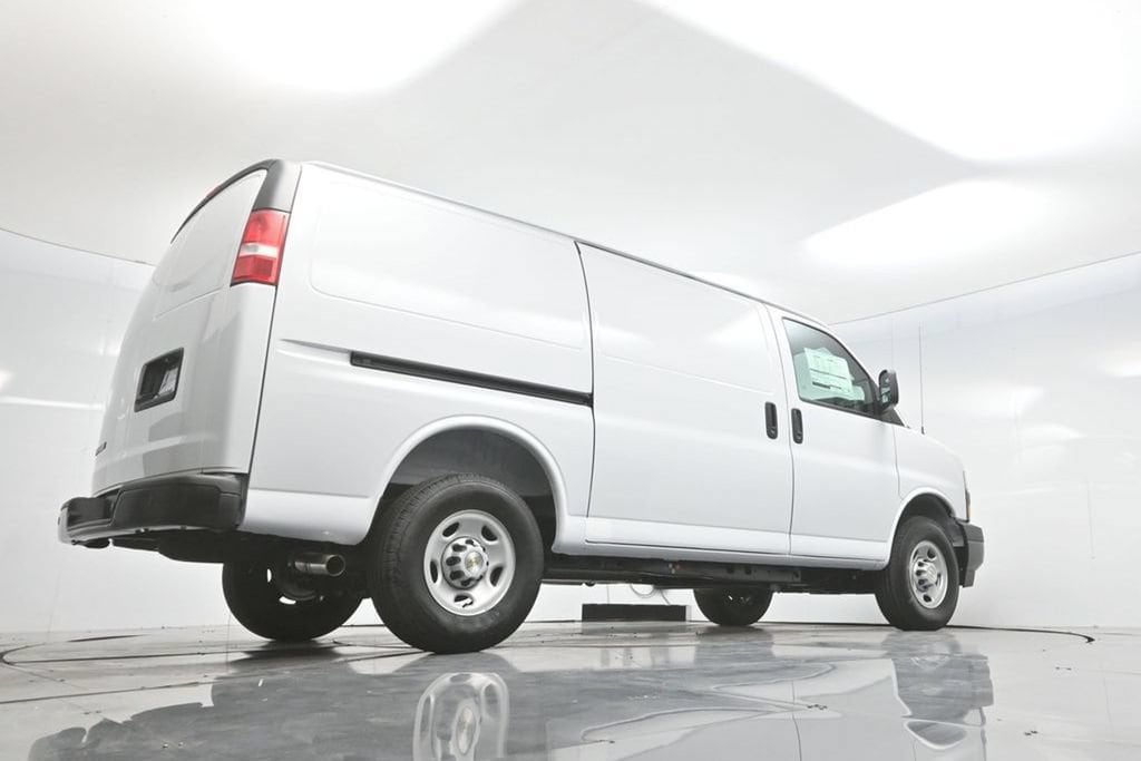 2026 Chevrolet Express Cargo Work Van - Photo 65