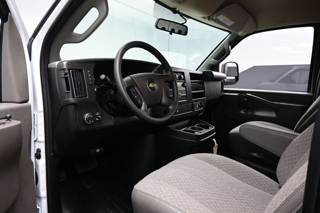 2026 Chevrolet Express Cargo Work Van - Photo 8