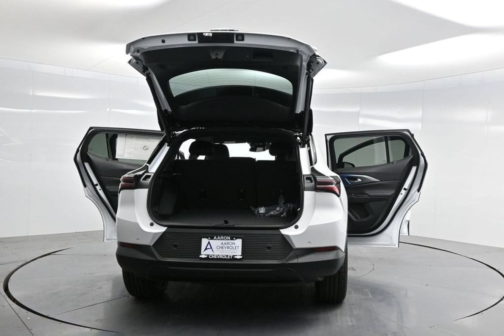 2026 Chevrolet Equinox EV 2LT - Photo 43