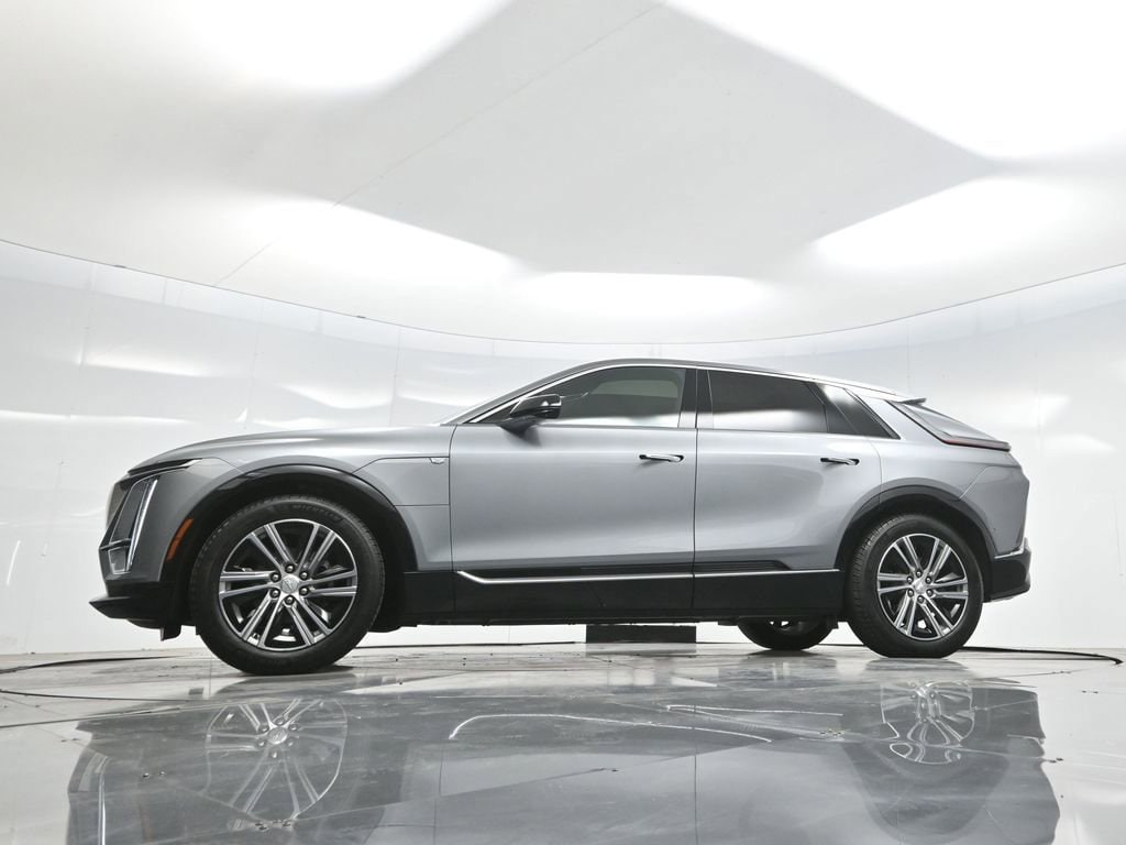 2024 CADILLAC LYRIQ Luxury photo 6