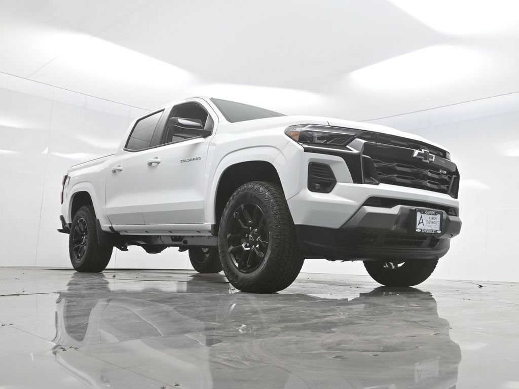 2025 Chevrolet Colorado Z71 - Photo 51