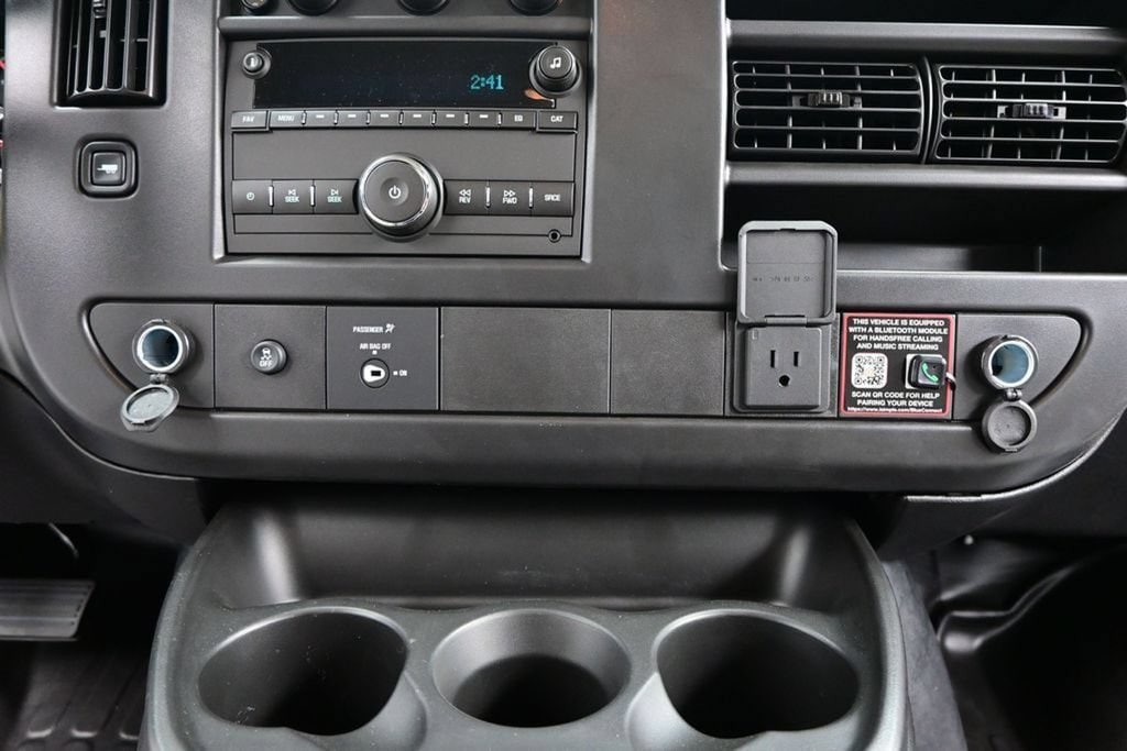 2026 Chevrolet Express Cargo Work Van - Photo 23