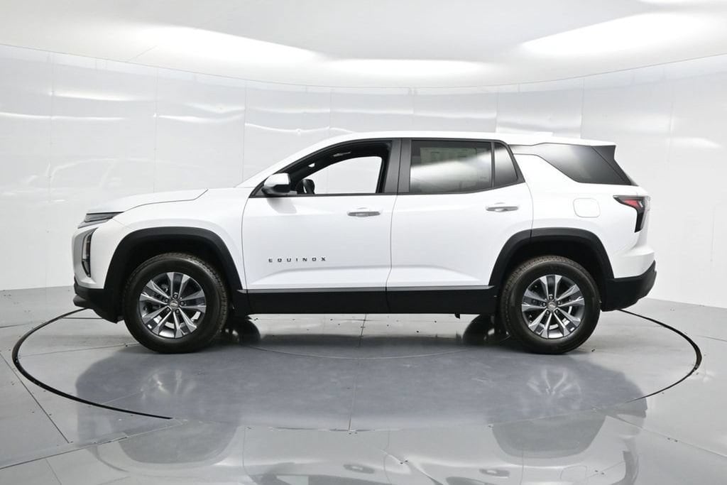 2026 Chevrolet Equinox LT - Photo 33